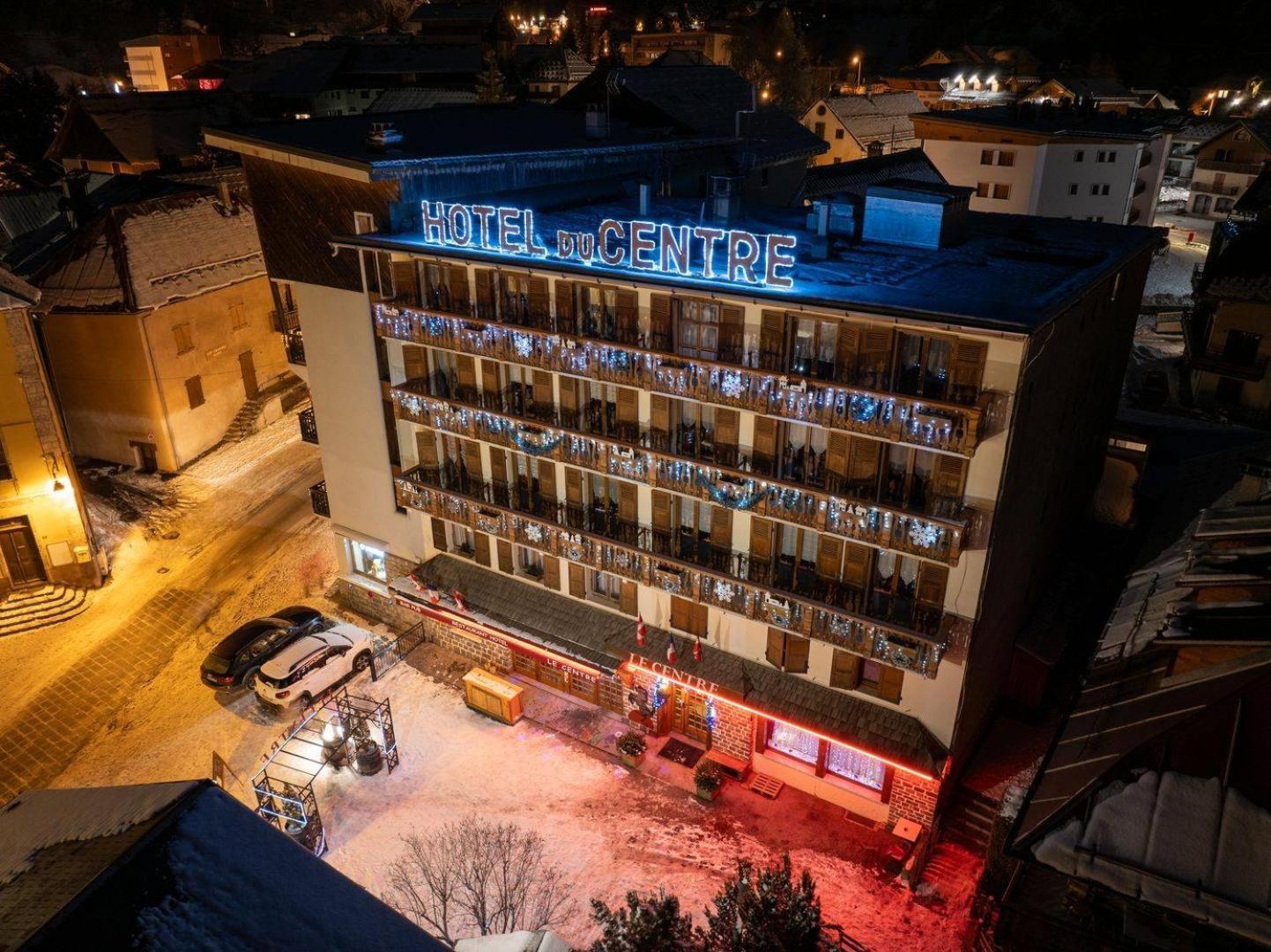 ואלואר Hotel Du Centre מראה חיצוני תמונה