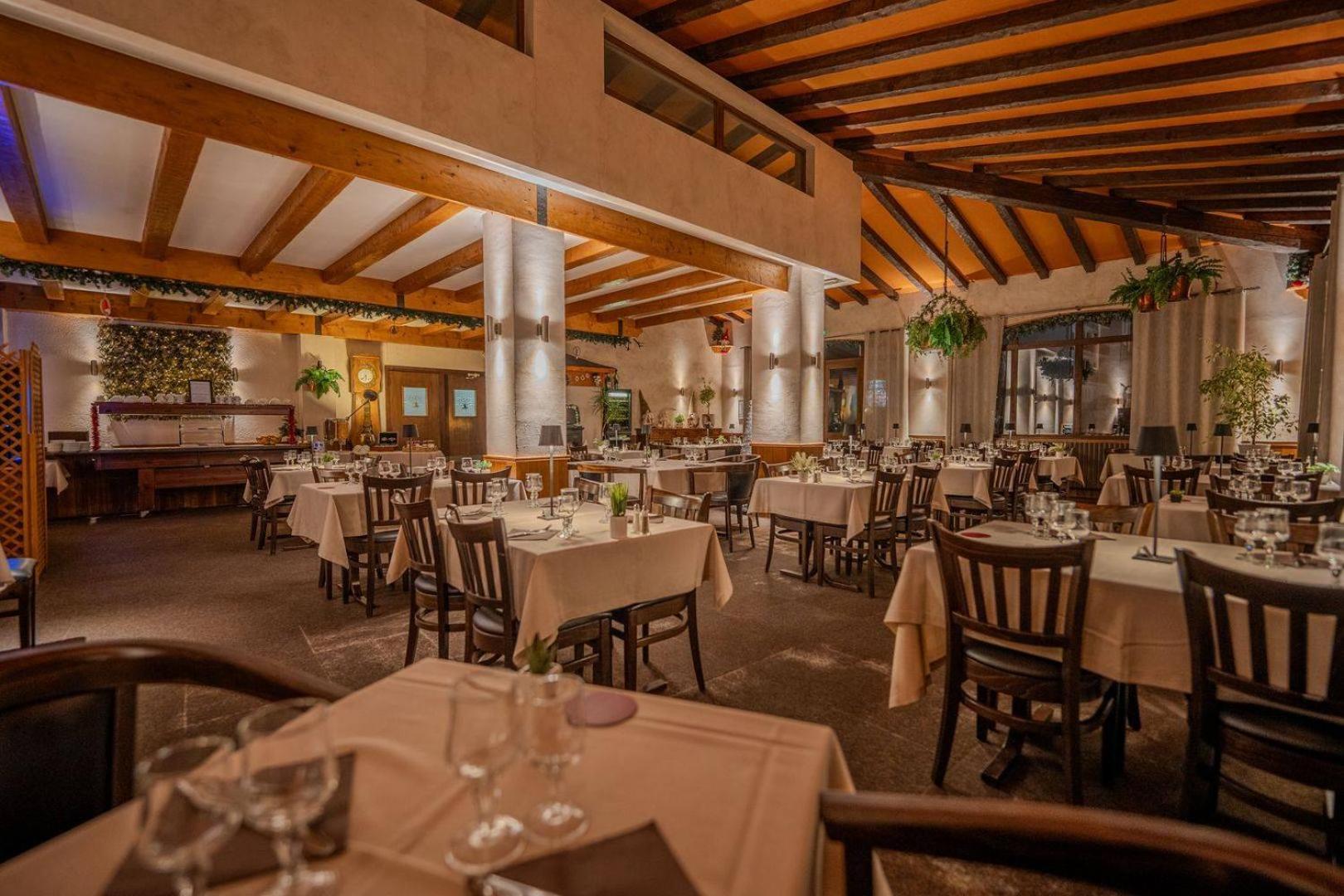 ואלואר Hotel Du Centre מראה חיצוני תמונה